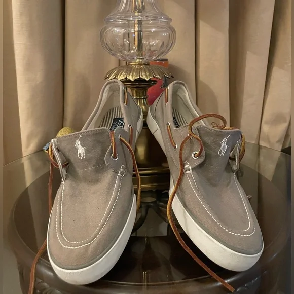 Polo By Ralph Lauren shoe size 11 1/2. Please check all picture of condition. - Picture 5 of 17